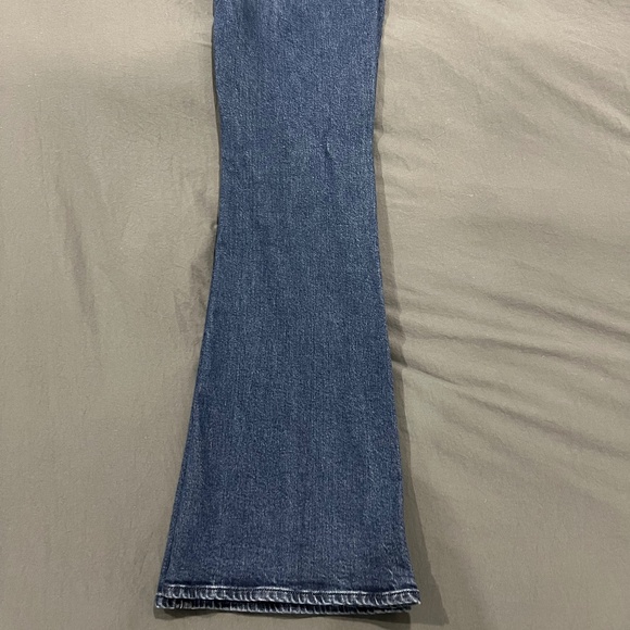 High Rise '70s Flare Jeans - Picture 6 of 14